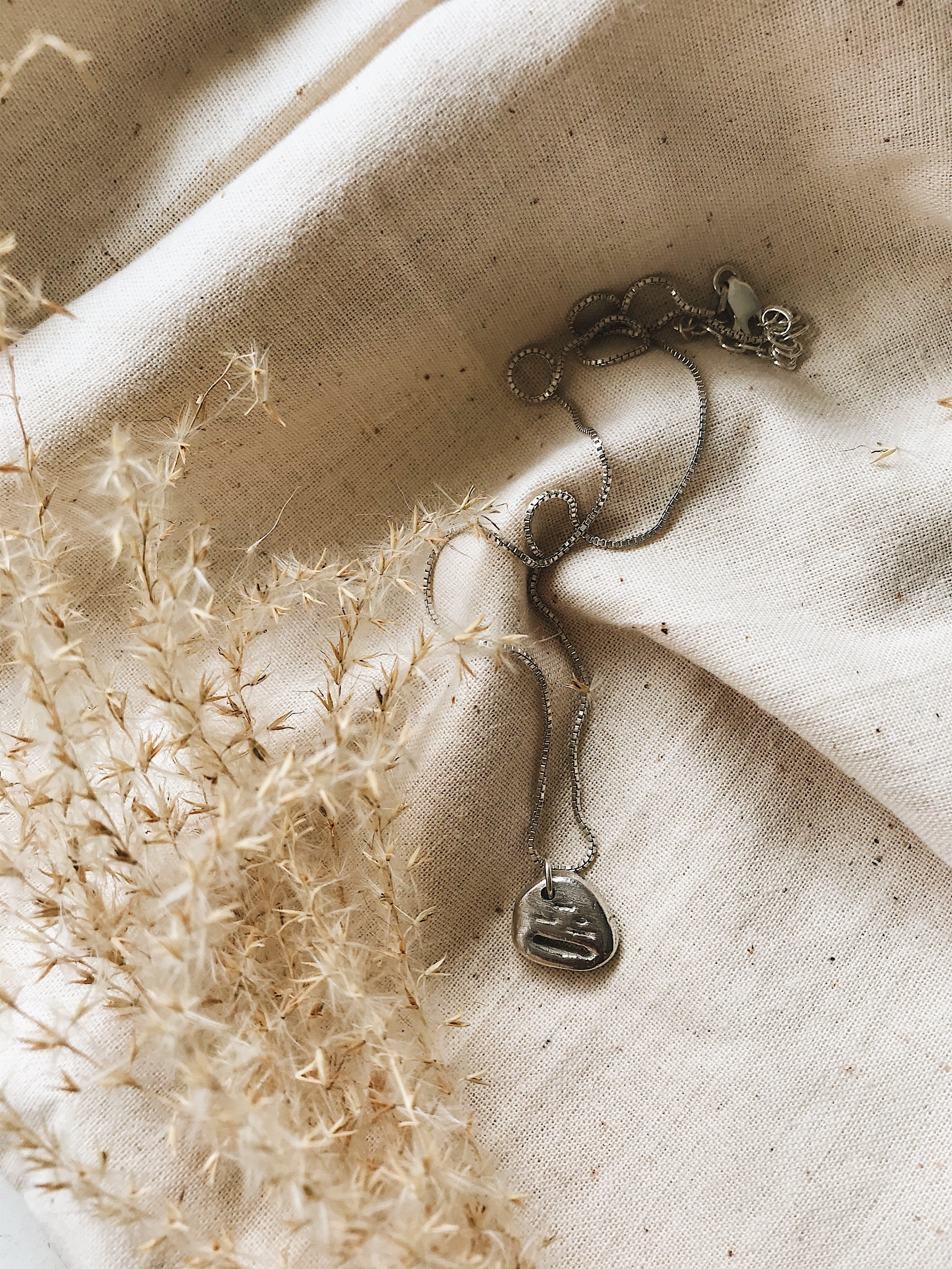GROUNDED // SAFE // GENTLE //