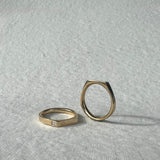 SIGNET 106 | Brass
